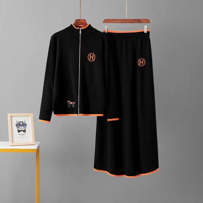 📌Celebrities Hermes Zipper Skirt Set
