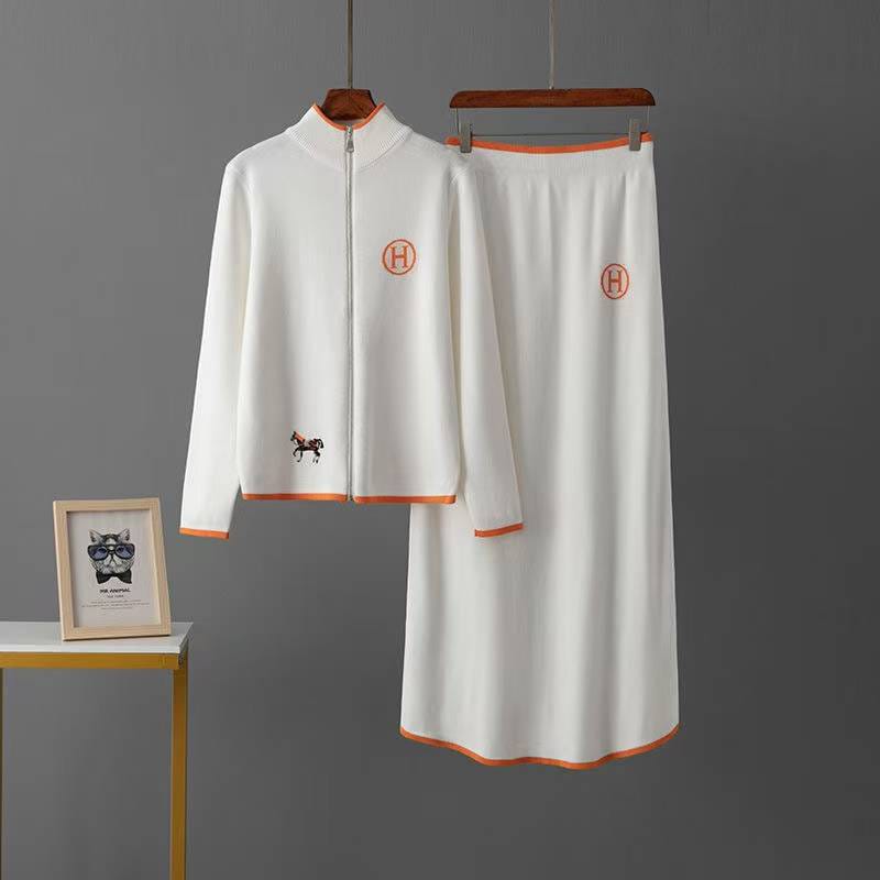 📌Celebrities Hermes Zipper Skirt Set