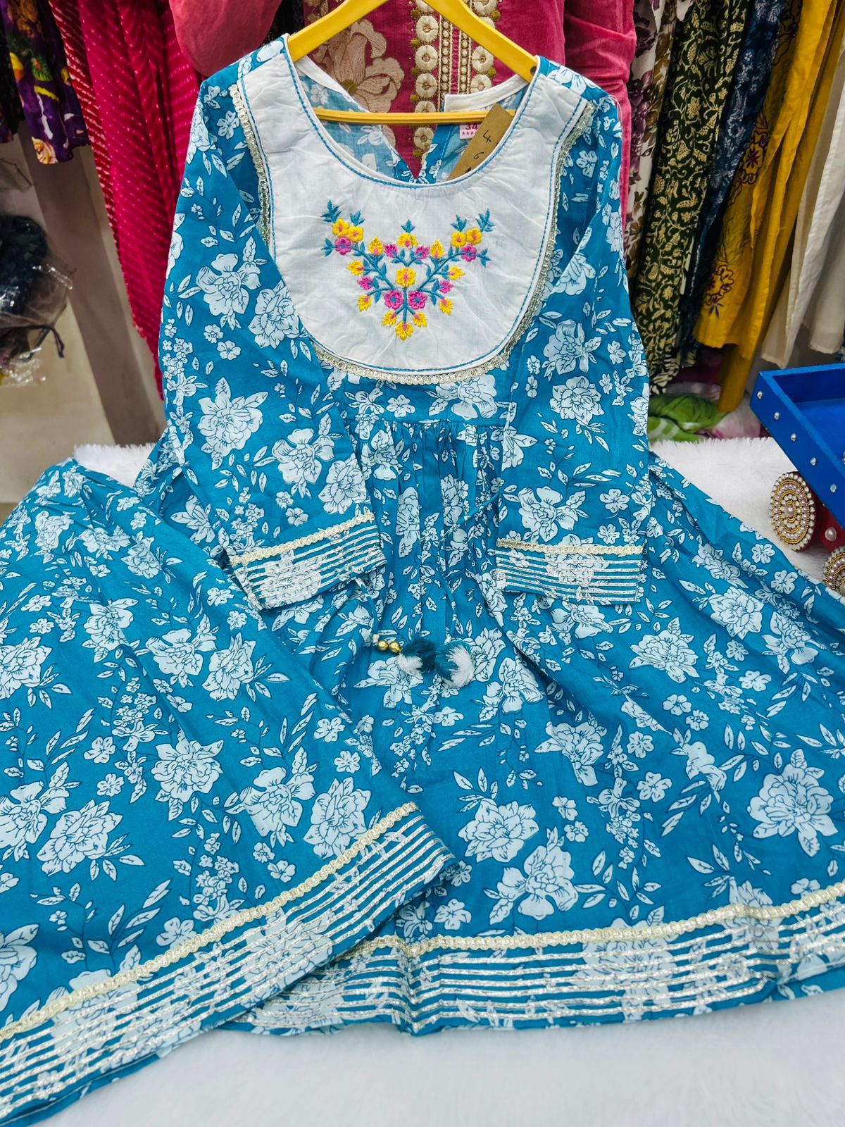 Kids festive sarara set 
Pure cotton designer kurti with flairy sarara all over lace n work