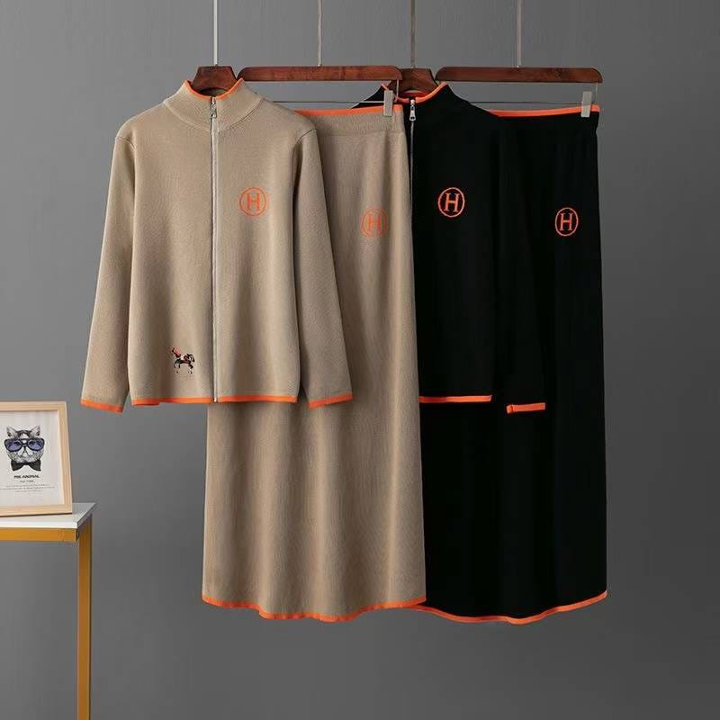 📌Celebrities Hermes Zipper Skirt Set